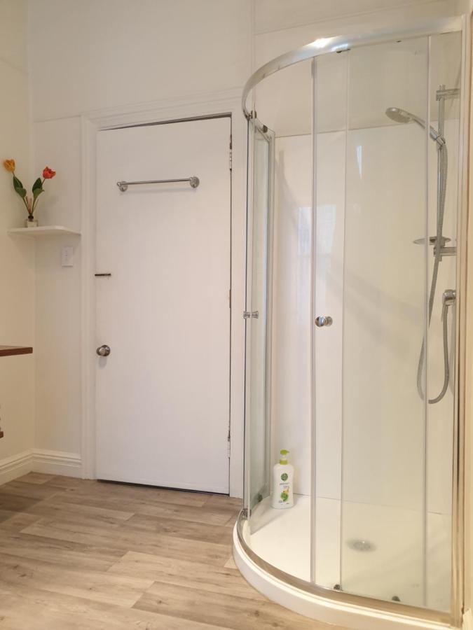 Blackfern Boutique Те-Куити Экстерьер фото